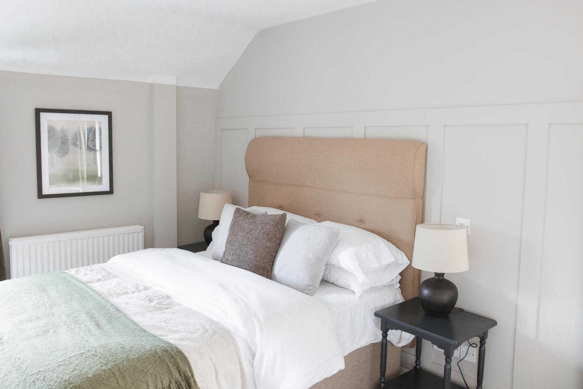 The Raven Hotel At Much Wenlock By Purestay Exterior foto